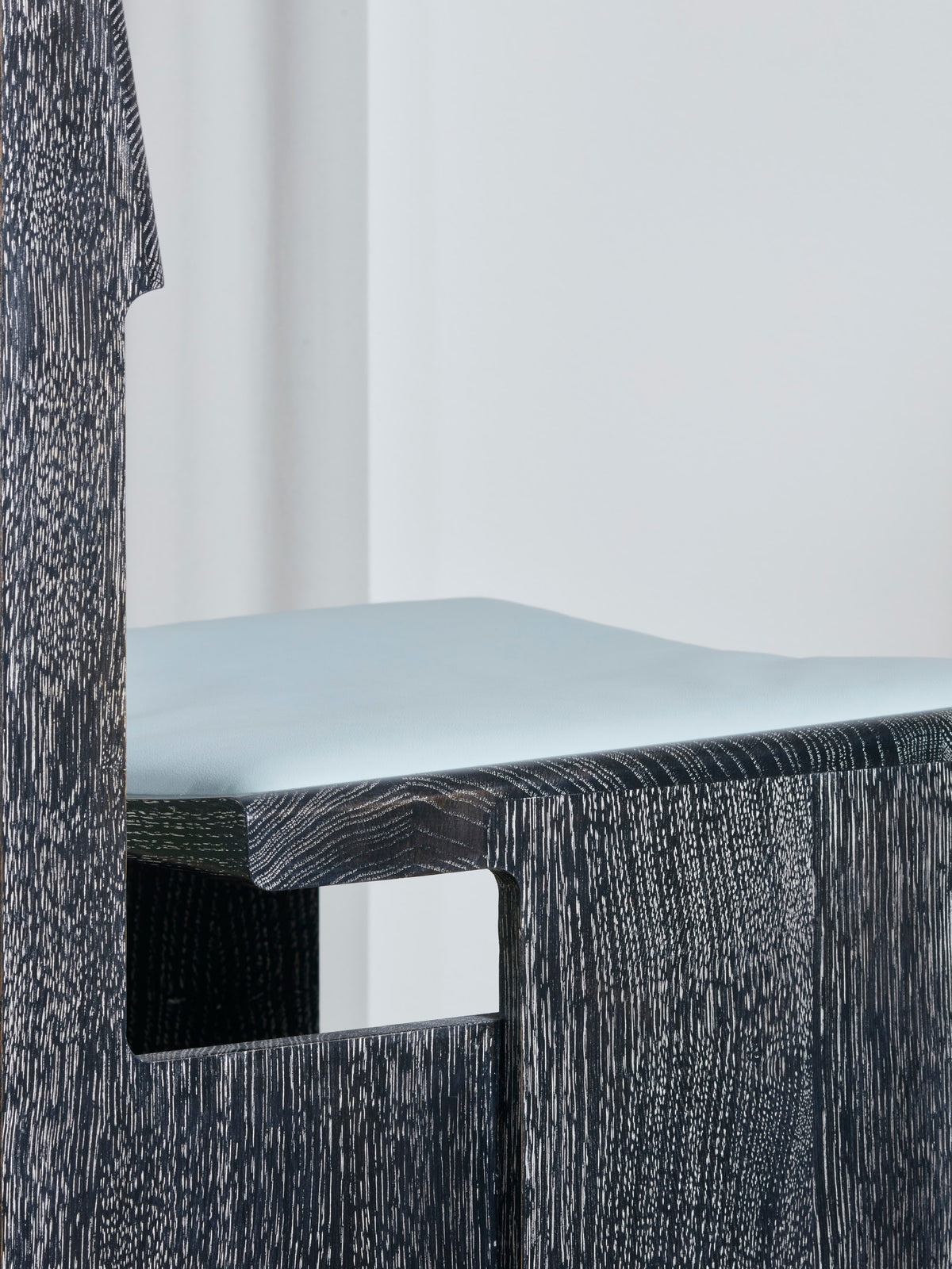 Drift Chair Black-stained Oak