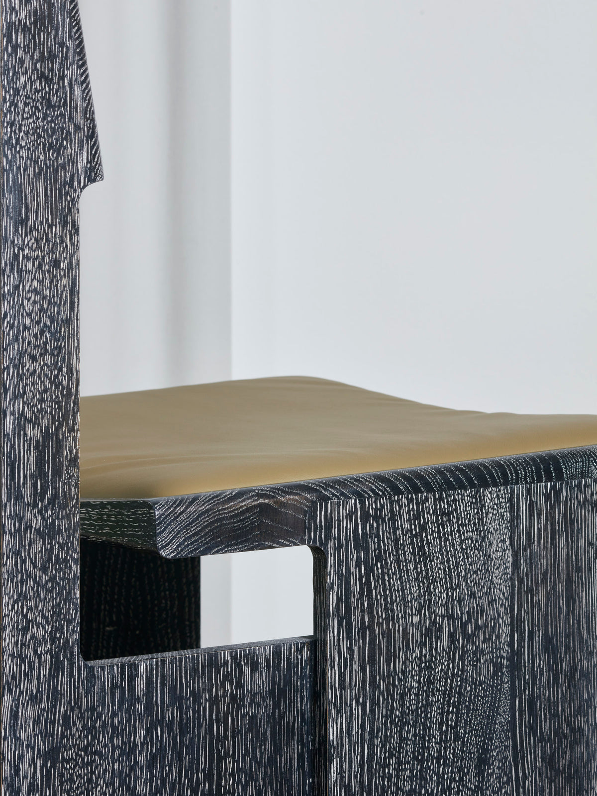 Drift Chair Black-stained Oak
